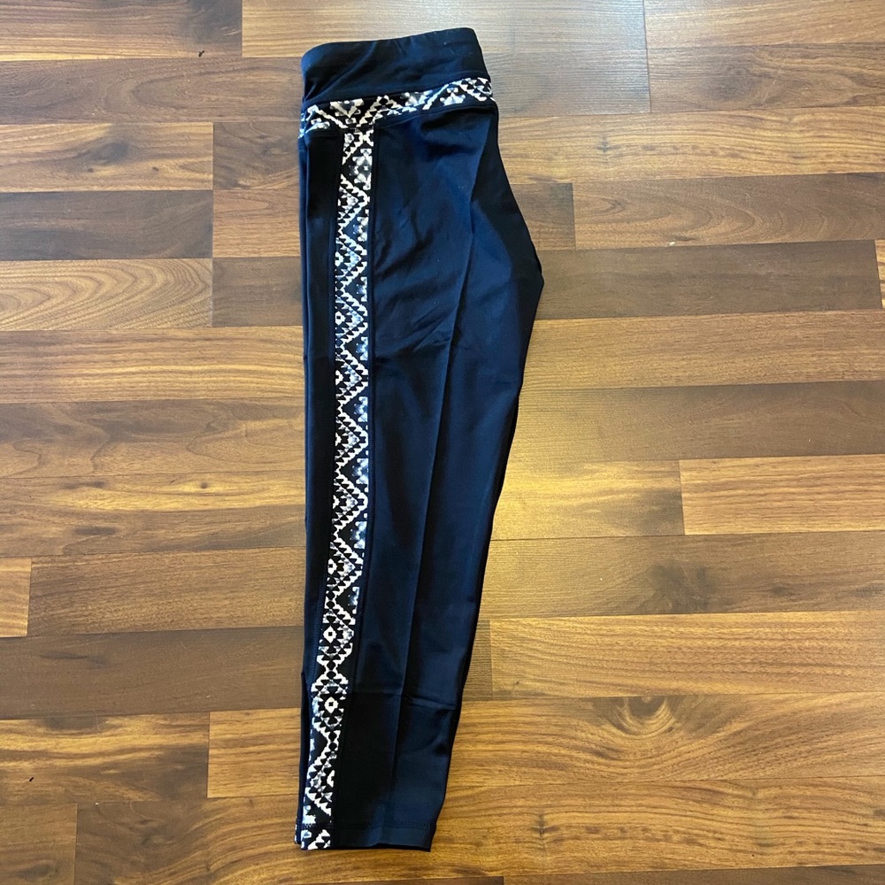 Nikibikii yoga pants